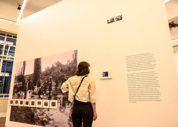“La mesa ostentará siempre un centro de flores”: el paisaje alimentario argentino en el CCK