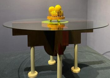 Bombonera: una muestra tentadora y lúdica que conjuga arte y diseño