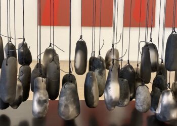 Schhhiii… Anna Maria Maiolino