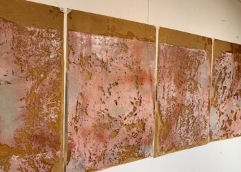 Un retrato de sí misma: la especial conexión entre la pintura y Filipa Eyzaguirre