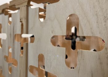 Lo que la noche le cuenta al día