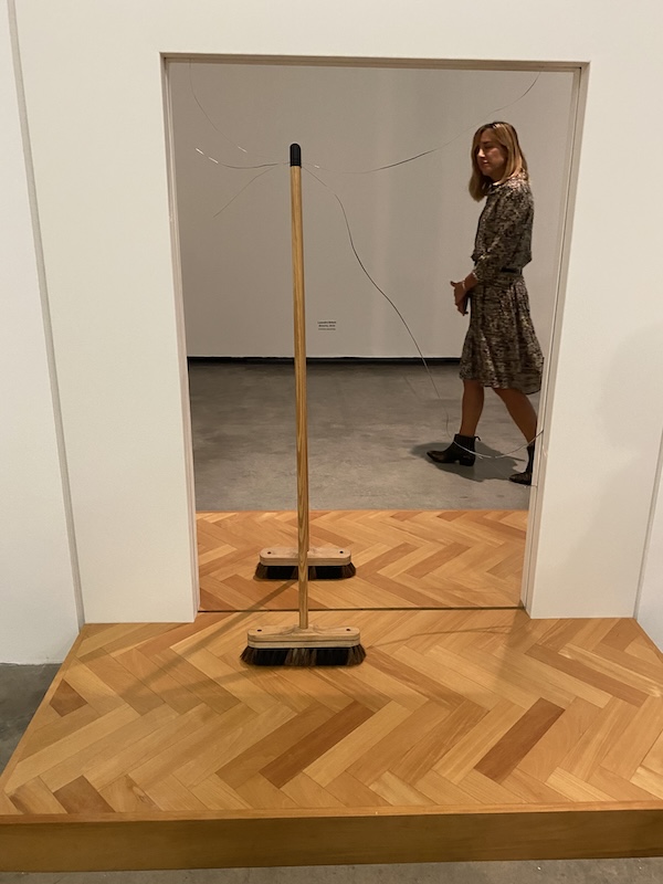 Lo que la noche le cuenta al dia